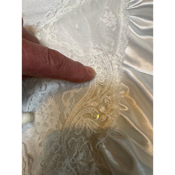 Vintage Cachet Modest Bridal Nightgown Satin & Lace Petite Medium Sears White - Picture 3 of 11
